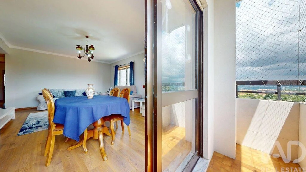 Apartamento T3 para Venda em Vilar de Andorinho Foto 12