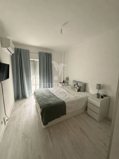 Apartamento T2 para Venda em Póvoa de Santa Iria e Forte da Casa