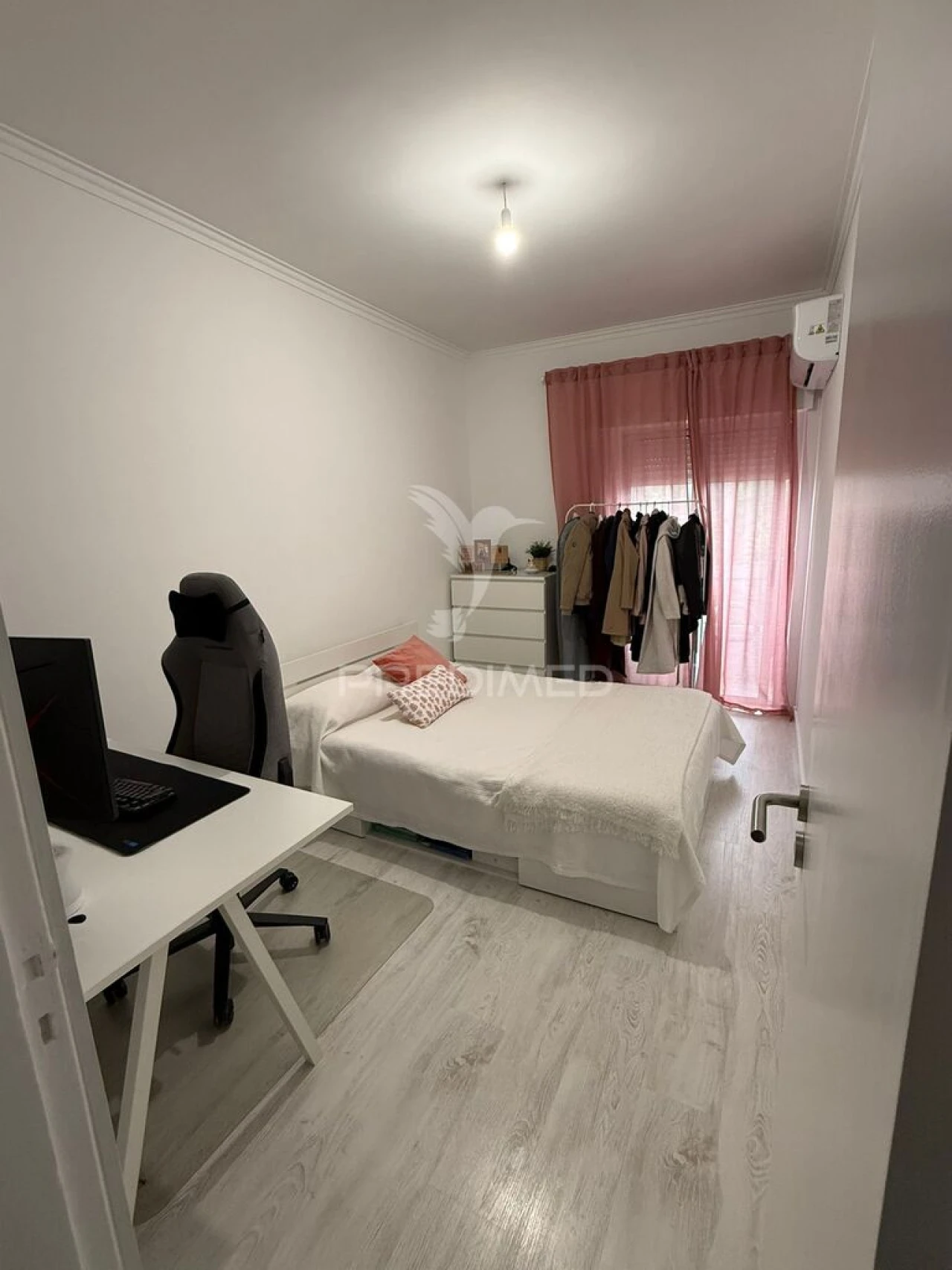 Apartamento T2 para Venda em Póvoa de Santa Iria e Forte da Casa Foto 10
