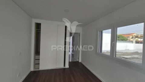 Moradia T4 para Venda em Quinta do Conde