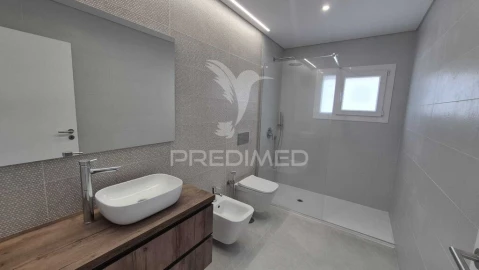 Moradia T4 para Venda em Quinta do Conde