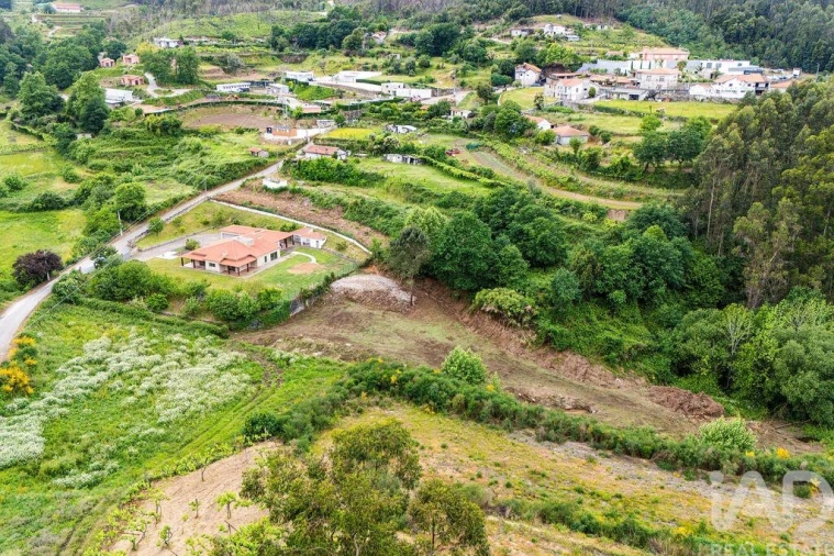 Moradia T4 para Venda em Recezinhos (São Mamede) Foto 29