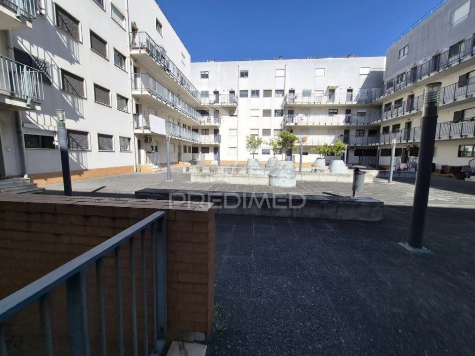 Apartamento T2 para Venda em Santa Clara Foto 17