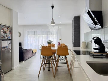 Moradia T4 para Venda em Fatima