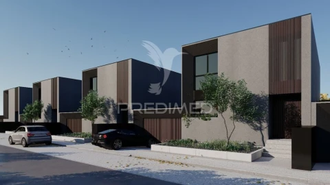 Moradia T3 para Venda em Mire de Tibães