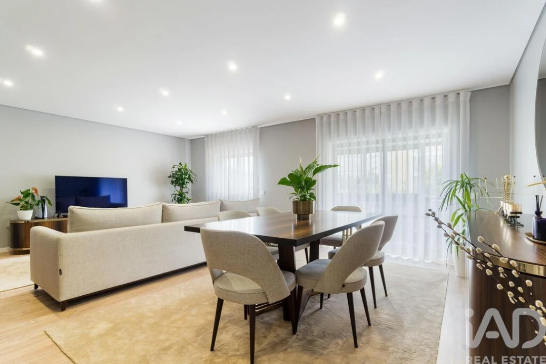 Apartamento T3 para Venda em Portimão Foto 1