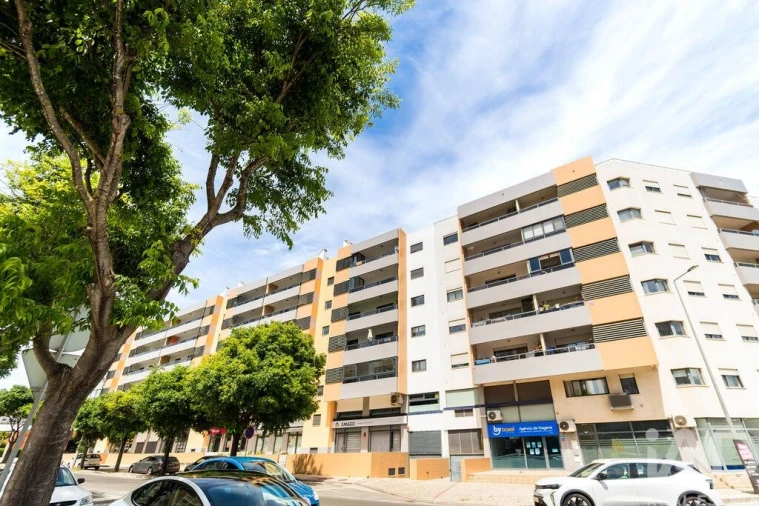Apartamento T3 para Venda em Portimão Foto 32