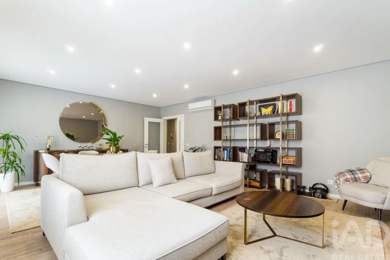 Apartamento T3 para Venda em Portimão Foto 6