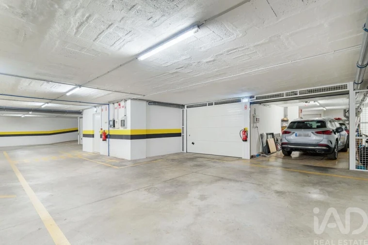 Apartamento T3 para Venda em Portimão Foto 36