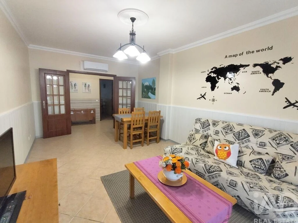 Apartamento T2 para Venda em São Brás de Alportel Foto 7