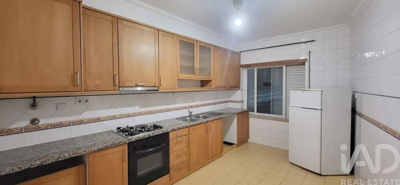 Apartamento T1 para Arrendamento em Lousã e Vilarinho Foto 1