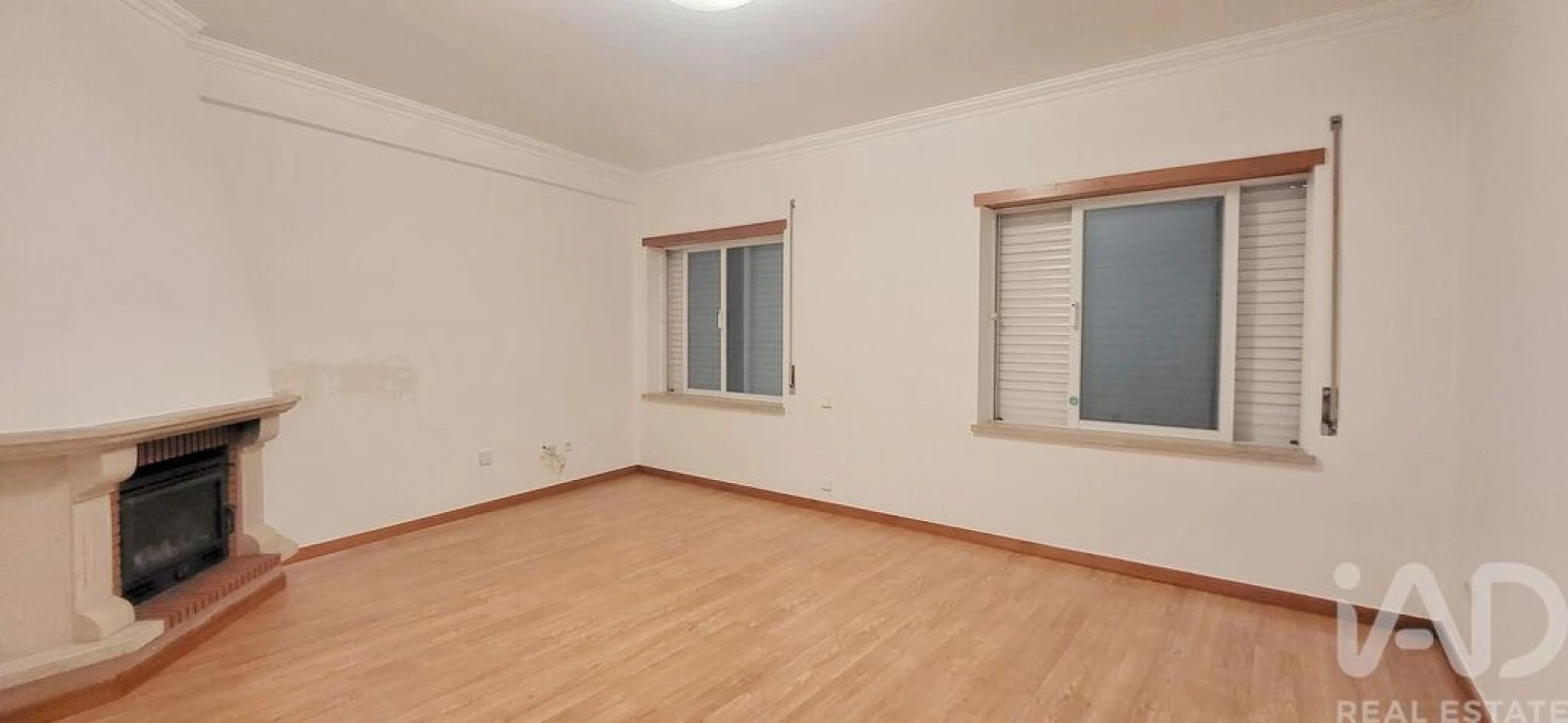 Apartamento T1 para Arrendamento em Lousã e Vilarinho Foto 9