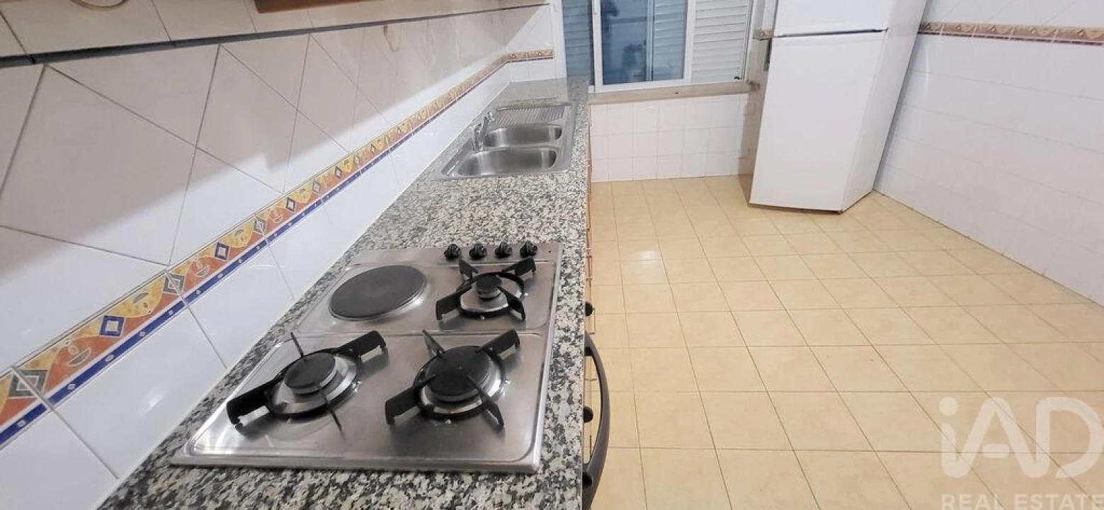Apartamento T1 para Arrendamento em Lousã e Vilarinho Foto 2