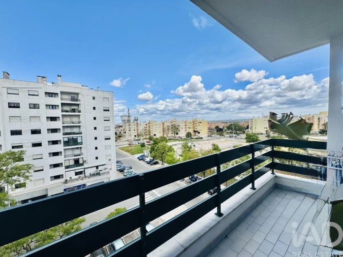 Apartamento T2 para Venda em Barreiro e Lavradio Foto 11