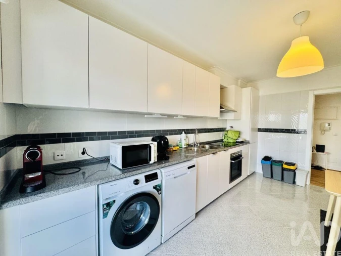 Apartamento T2 para Venda em Barreiro e Lavradio Foto 4