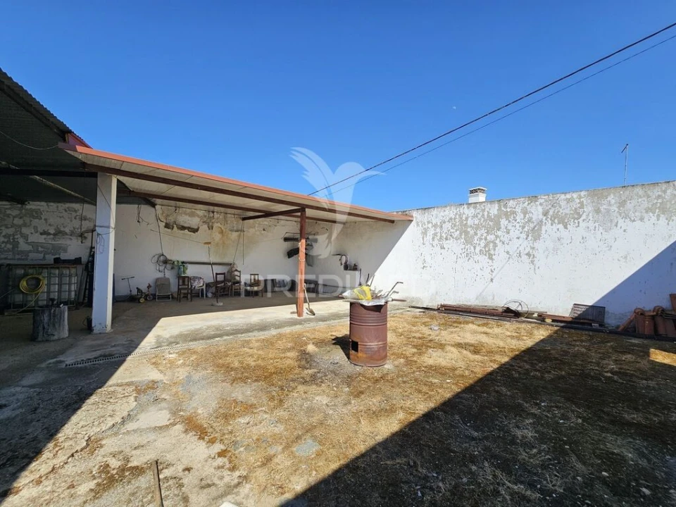 Garagem para Venda em Castro Verde e Casével Foto 4
