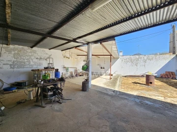 Garagem para Venda em Castro Verde e Casével