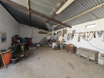 Garagem para Venda em Castro Verde e Casével