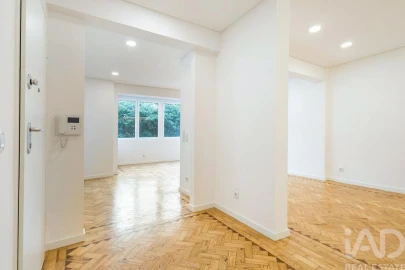 Apartamento T3 para Venda em Almada, Cova da Piedade, Pragal e Cacilhas