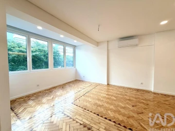 Apartamento T3 para Venda em Almada, Cova da Piedade, Pragal e Cacilhas