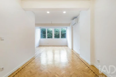 Apartamento T3 para Venda em Almada, Cova da Piedade, Pragal e Cacilhas