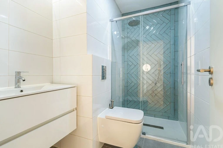 Apartamento T3 para Venda em Almada, Cova da Piedade, Pragal e Cacilhas Foto 11