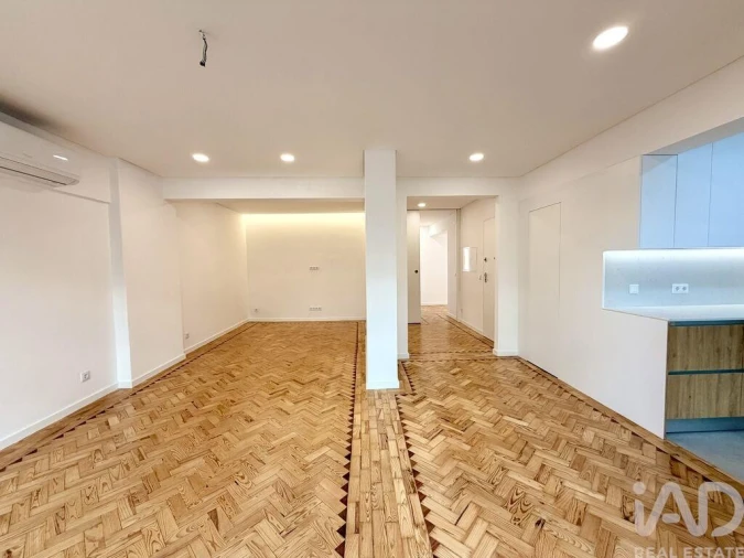 Apartamento T3 para Venda em Almada, Cova da Piedade, Pragal e Cacilhas Foto 20