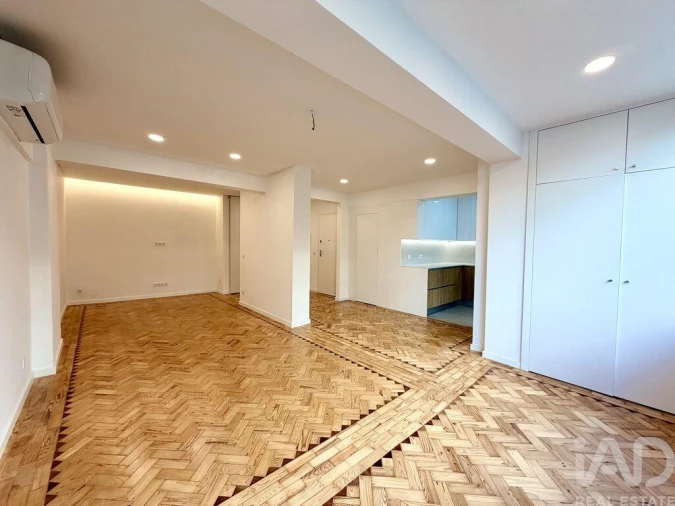 Apartamento T3 para Venda em Almada, Cova da Piedade, Pragal e Cacilhas Foto 19