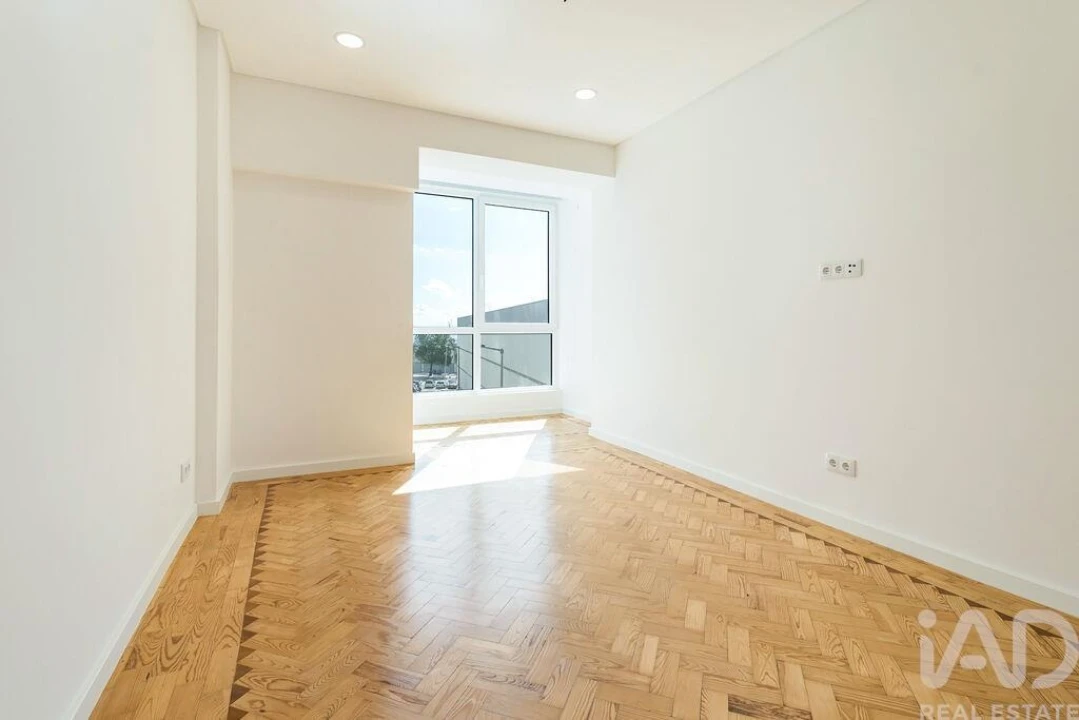 Apartamento T3 para Venda em Almada, Cova da Piedade, Pragal e Cacilhas Foto 7