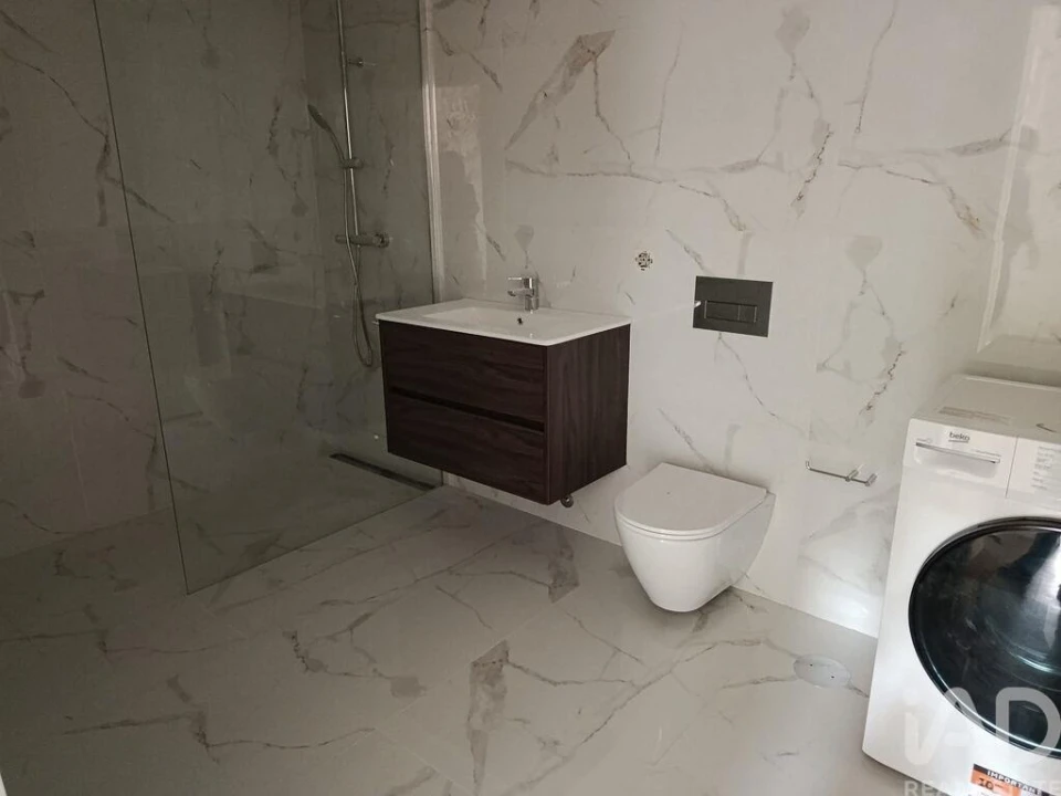 Apartamento para Venda em Ramalde Foto 6