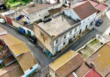 Prédio para Venda em Alvalade