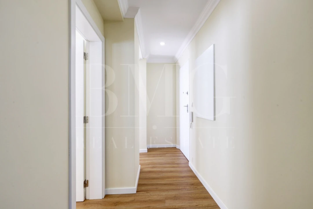 Apartamento T1 para Arrendamento em Algés, Linda-A-Velha e Cruz Quebrada-Dafundo Foto 7