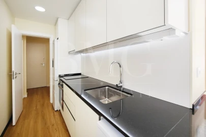 Apartamento T1 para Arrendamento em Algés, Linda-A-Velha e Cruz Quebrada-Dafundo