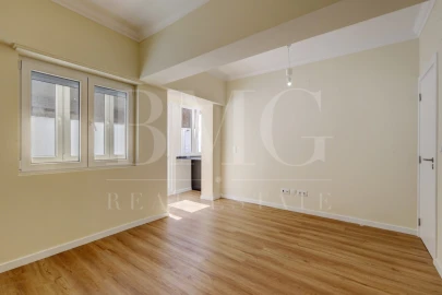 Apartamento T1 para Arrendamento em Algés, Linda-A-Velha e Cruz Quebrada-Dafundo