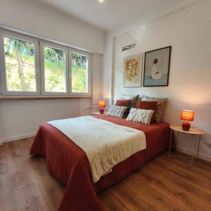 Apartamento T2 para Venda em Benfica Foto 16