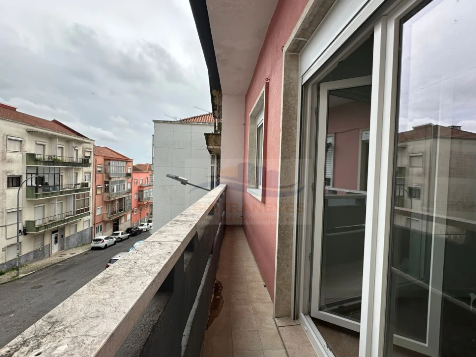Apartamento T3 para Venda em Mina de Água Foto 31