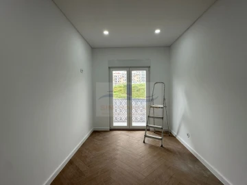 Apartamento T3 para Venda em Mina de Água