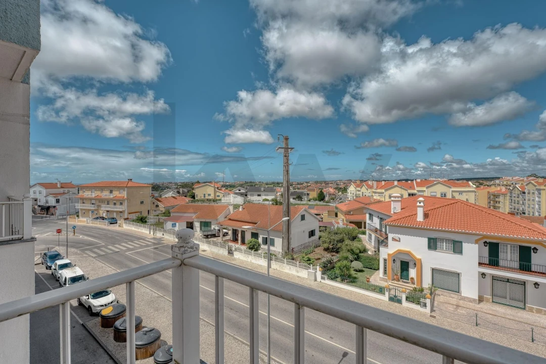 Apartamento T2 para Venda em Mafra Foto 31