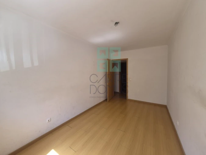 Apartamento T2 para Venda em Santa Clara Foto 10