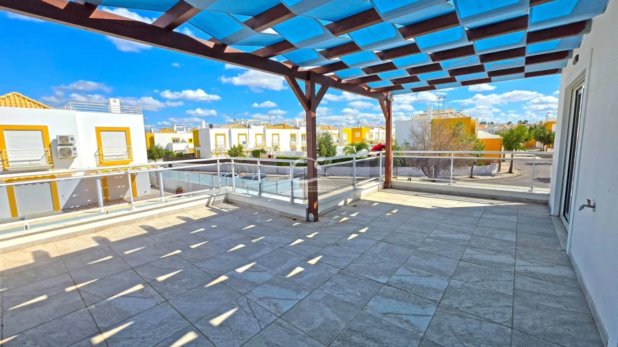 Moradia T3 para Venda em Vila Real de Santo Antonio Foto 5