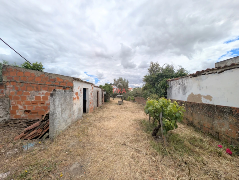 Moradia T3 para Venda em Aldeia dos Fernandes Foto 23