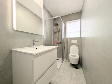 Apartamento T2 para Arrendamento em Seixal