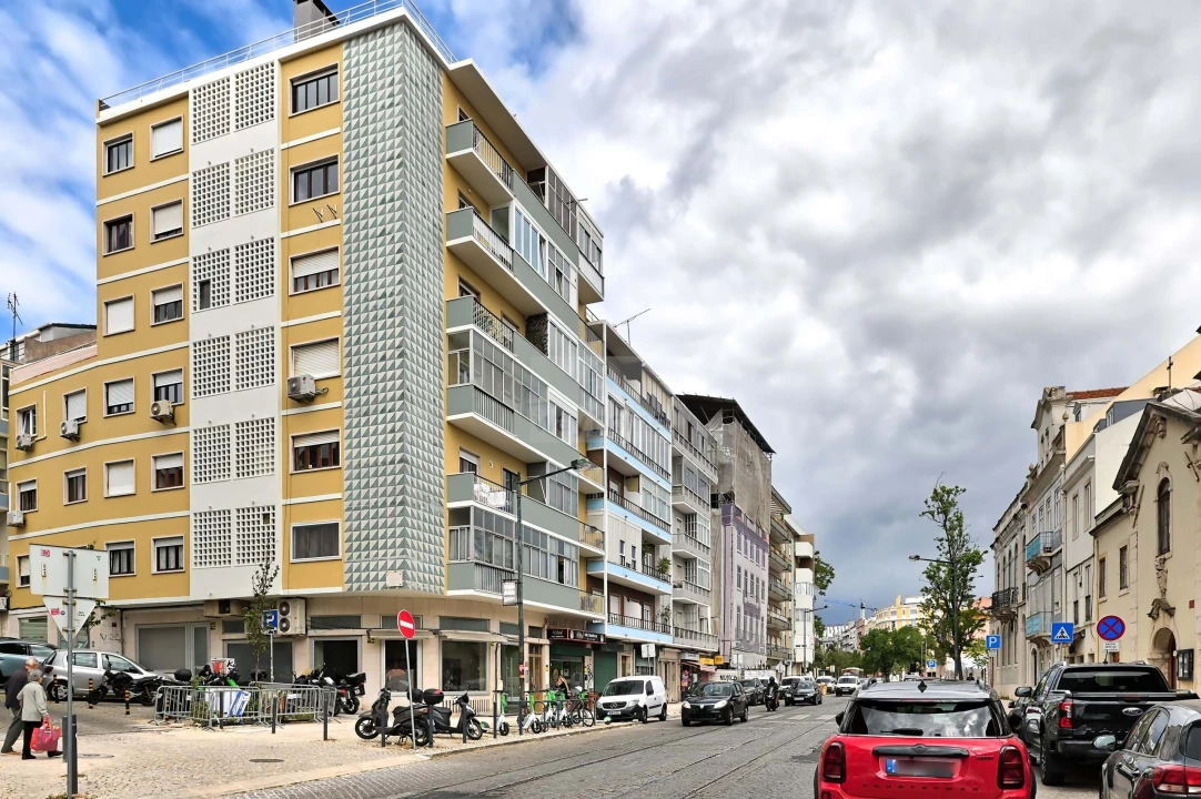 Apartamento T1 para Venda em Arroios Foto 1