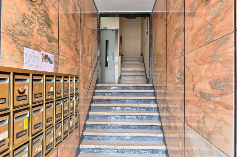 Apartamento T1 para Venda em Arroios Foto 18