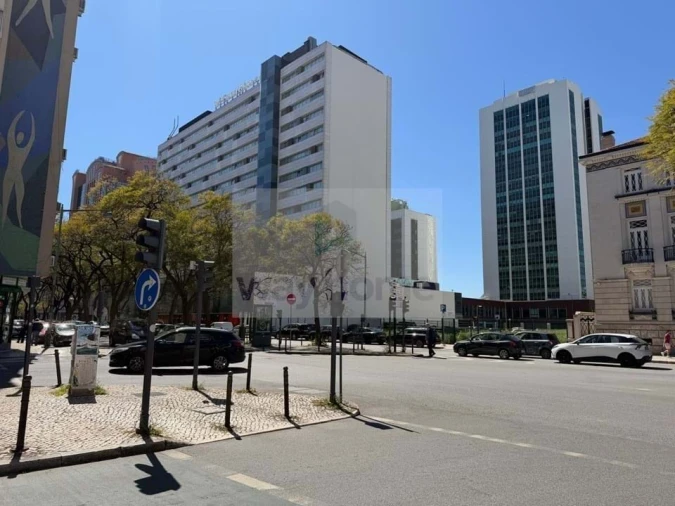 Negócio para Arrendamento em Avenidas Novas Foto 21