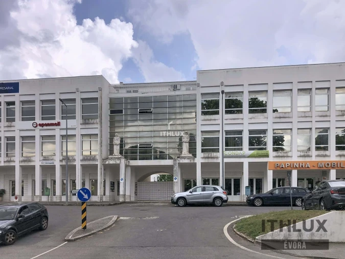 Escritório para Arrendamento em Assunção, Ajuda, Salvador e Santo Ildefonso Foto 8