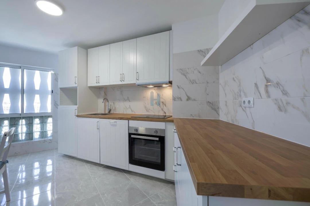 Apartamento T2 para Venda em Portimão Foto 8