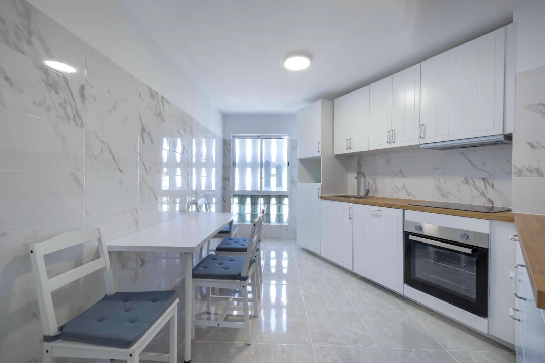 Apartamento T2 para Venda em Portimão Foto 7