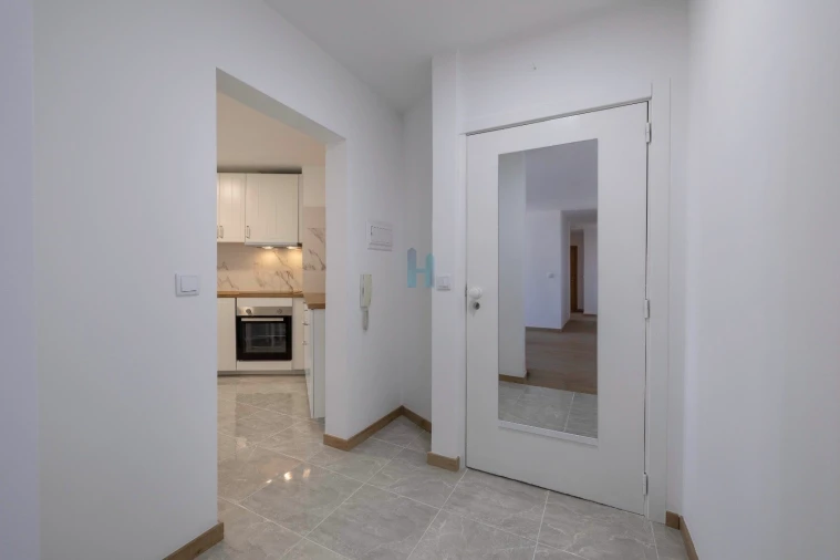 Apartamento T2 para Venda em Portimão Foto 6