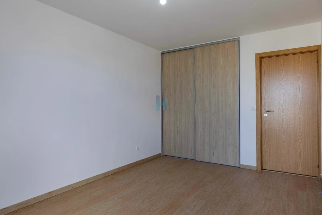 Apartamento T2 para Venda em Portimão Foto 16